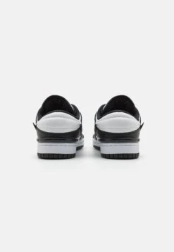 Nike Sportswear Dunk Twist - Zapatillas - Black/White -Hava Tienda de ventas 1f82ccd2921e4c69b4391c74c460a293