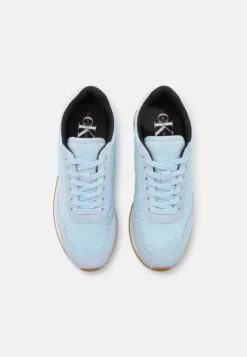 Calvin Klein Jeans Retro Runner Soft - Zapatillas - Chambray Sky/Black/Creamy 11 Calvin Klein Jeans Retro Runner Soft - Zapatillas - Chambray Sky/Black/Creamy -Hava Tienda de ventas 21139ab8876042578821301f047358d2 scaled