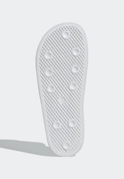 Adidas Originals Adilette - Chanclas De Baño - Cloud White Red Cloud White -Hava Tienda de ventas 21c04394aa3c479387abfb499bf6a8af