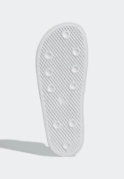 Adidas Originals Adilette - Chanclas De Baño - Cloud White Red Cloud White -Hava Tienda de ventas 21c04394aa3c479387abfb499bf6a8af scaled