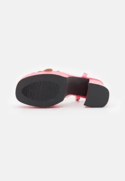 Raid Elizah - Sandalias Con Plataforma - Pink 10 Raid Elizah - Sandalias Con Plataforma - Pink -Hava Tienda de ventas 2219bafd8cc64a25ba457f4cb20a1cf3 scaled