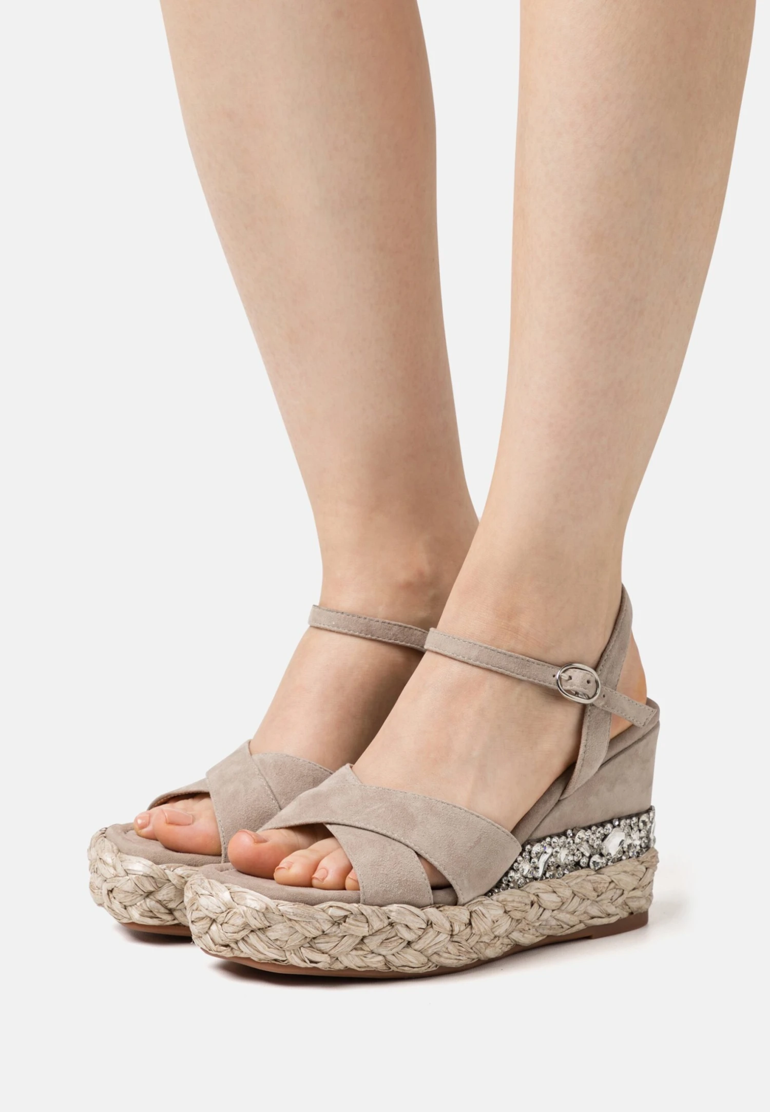 Alma En Pena Sandalias Con Plataforma - Taupe 1 Alma En Pena Sandalias Con Plataforma - Taupe