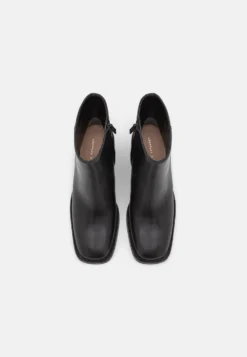 Loeffler Randall Blakely - Botines - Black -Hava Tienda de ventas 535e71469e29400a8a98f94662a71235 scaled