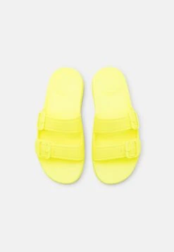 Fitflop Iqushion Two Bar Buckle Slides - Chanclas De Baño - Electric Yellow -Hava Tienda de ventas 552e01b96da74a1b970fabf8ca544674