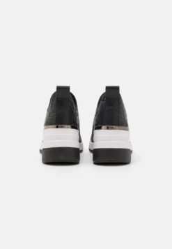 DKNY Kairi Slip On- Zapatillas - Black 10 DKNY Kairi Slip On- Zapatillas - Black -Hava Tienda de ventas 5642de5c44334b2f9bba5580c2465776 scaled