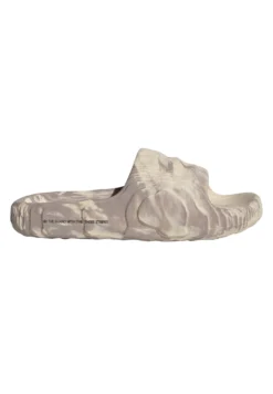 Adidas Originals Adilette 22 Unisex - Chanclas De Baño - Sand Strata/Taupe/Core Black -Hava Tienda de ventas 62cd9b893ce04364af3a1ea01bce4a23 scaled