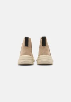 Bullboxer Zapatillas Altas - Creme/Beige 9 Bullboxer Zapatillas Altas - Creme/Beige -Hava Tienda de ventas 66c02d6fdaab443e86f6bf0dcdb0f9b7