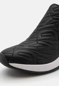 DKNY Kairi Slip On- Zapatillas - Black -Hava Tienda de ventas 6c90012e26814a4ab9b1f496df84de85