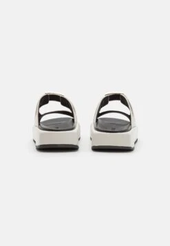 Furla Zoe Fusbet Mule- Sandalias Planas - Marshmallow 10 Furla Zoe Fusbet Mule- Sandalias Planas - Marshmallow -Hava Tienda de ventas 8b95b7a5b6dc49109e294f62b6a9ee99