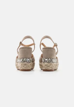 Alma En Pena Sandalias Con Plataforma - Taupe -Hava Tienda de ventas 8ed7c3513d3348a4a52203214adc2fb0 scaled