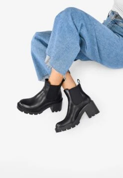 Con Elásticos - Botines Con Plataforma - Black