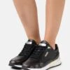 Guess Moxea - Zapatillas - Black/Brown