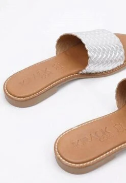 Leyas - Sandalias Planas - Silver -Hava Tienda de ventas b33255cd05b64894b97b92c5f1b8fdf9