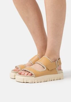 Holzweiler Tveita- Sandalias Con Plataforma - Beige