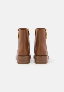 MICHAEL Michael Kors Regan- Botines - Luggage 10 MICHAEL Michael Kors Regan- Botines - Luggage -Hava Tienda de ventas be4d8efce7df4150aacf878c4cca3cd9