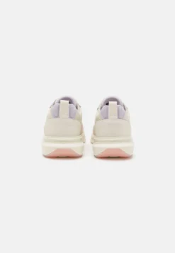 Calvin Klein Flexi Runner Lace Up Nano - Zapatillas - Dark Ecru/Lilac Dust 9 Calvin Klein Flexi Runner Lace Up Nano - Zapatillas - Dark Ecru/Lilac Dust -Hava Tienda de ventas c3ca79f524b4439abf01ba255c21e743 scaled