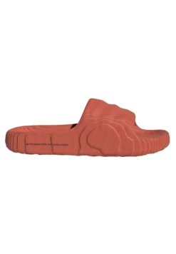Adidas Originals Adilette 22 Unisex - Chanclas De Baño - Preloved Red/Preloved Red/Core Black -Hava Tienda de ventas d50fed7947e54759a32427ef990a800c scaled