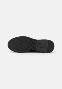 DKNY Kairi Slip On- Zapatillas - Black 12 DKNY Kairi Slip On- Zapatillas - Black -Hava Tienda de ventas e861060395ba4f3b8b02dead176b472a scaled