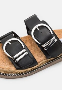 Suzie - Sandalias Planas - Black -Hava Tienda de ventas eaa7484477334f94b0b0c16b048f03c4