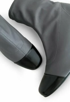 Borgo - Botines Bajos - Grey 7 Borgo - Botines Bajos - Grey -Hava Tienda de ventas f00a1ccb627341c285989d62eb084676