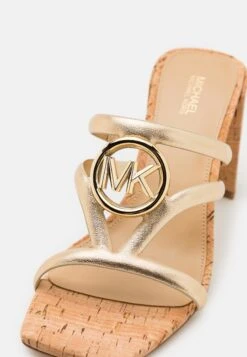 MICHAEL Michael Kors Hampton Mid - Sandalias - Gold-Coloured 13 MICHAEL Michael Kors Hampton Mid - Sandalias - Gold-Coloured -Hava Tienda de ventas f3c92687f6844286b232b4ba24bebee3