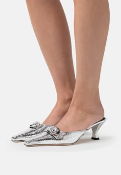 BY FAR Evelyn- Sandalias - Duckling