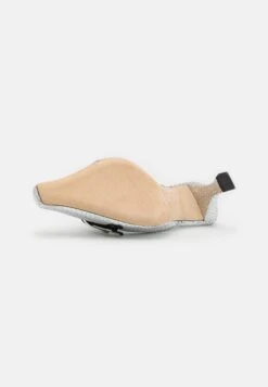 BY FAR Evelyn- Sandalias - Duckling -Hava Tienda de ventas ffe907014d064fd6a3a440789daf20fc